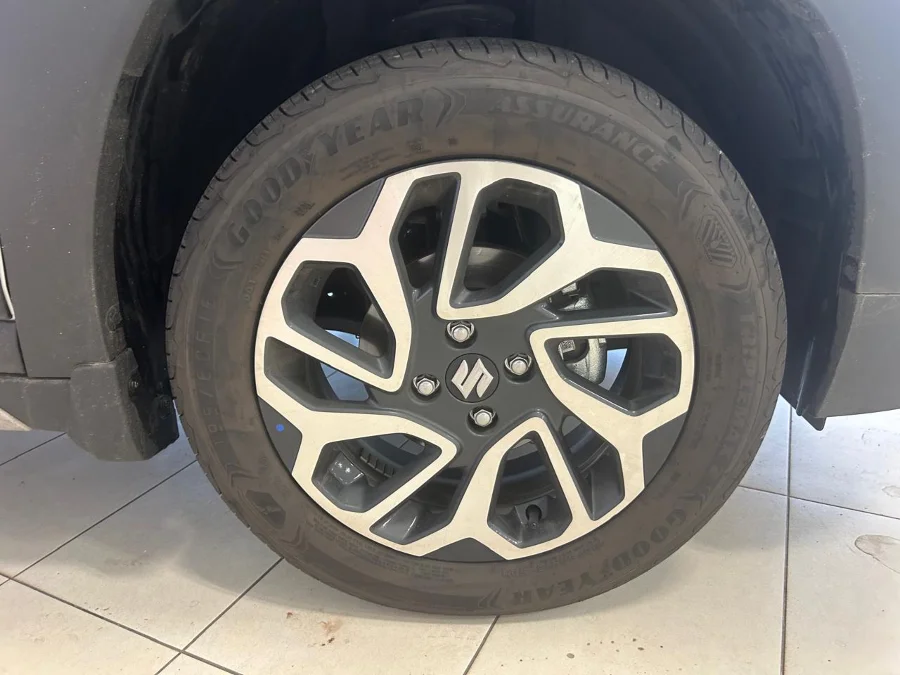 Used 2025 Suzuki Fronx 1.5 GLX manual - Godrich Toyota