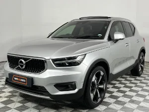 Used 2018 Volvo XC40 T5 AWD Momentum