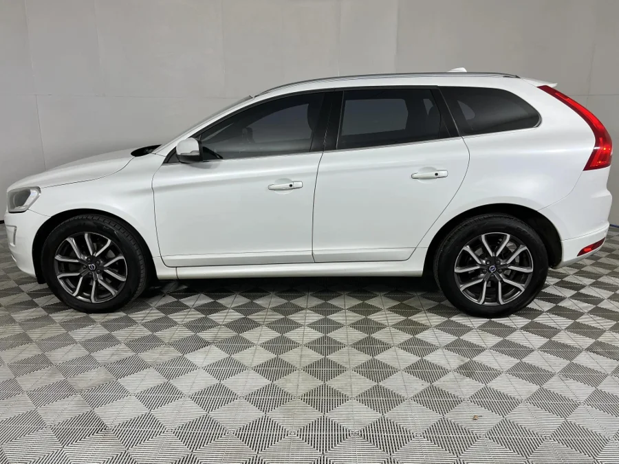 Used 2016 Volvo XC60 D4 Momentum - WeBuyCars George