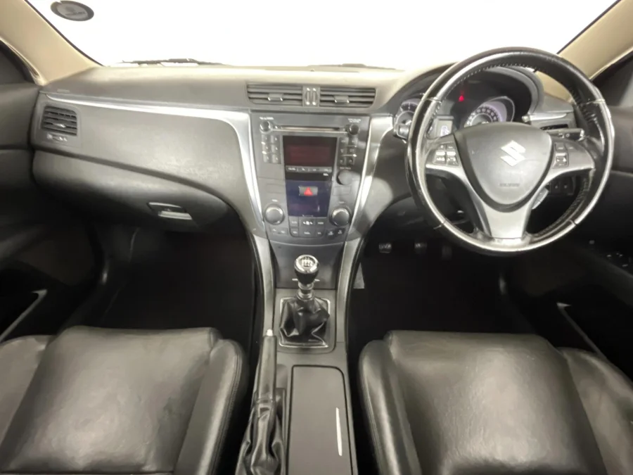 Used 2013 Suzuki Kizashi 2.4 SDLX - WeBuyCars The Dome