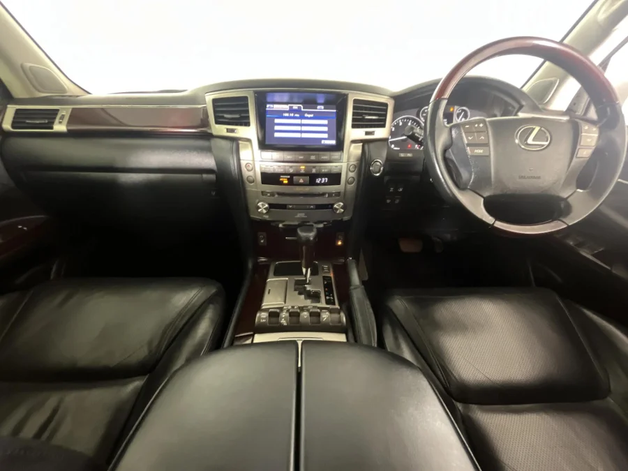Used 2013 Lexus LX 570 - WeBuyCars The Dome