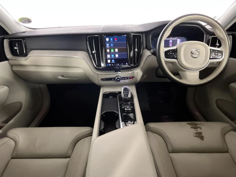 Used 2023 Volvo XC60 B5 AWD Plus Bright - WeBuyCars Silverlakes