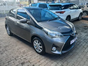 Used 2017 Toyota Yaris 5-door 1.0 Xi