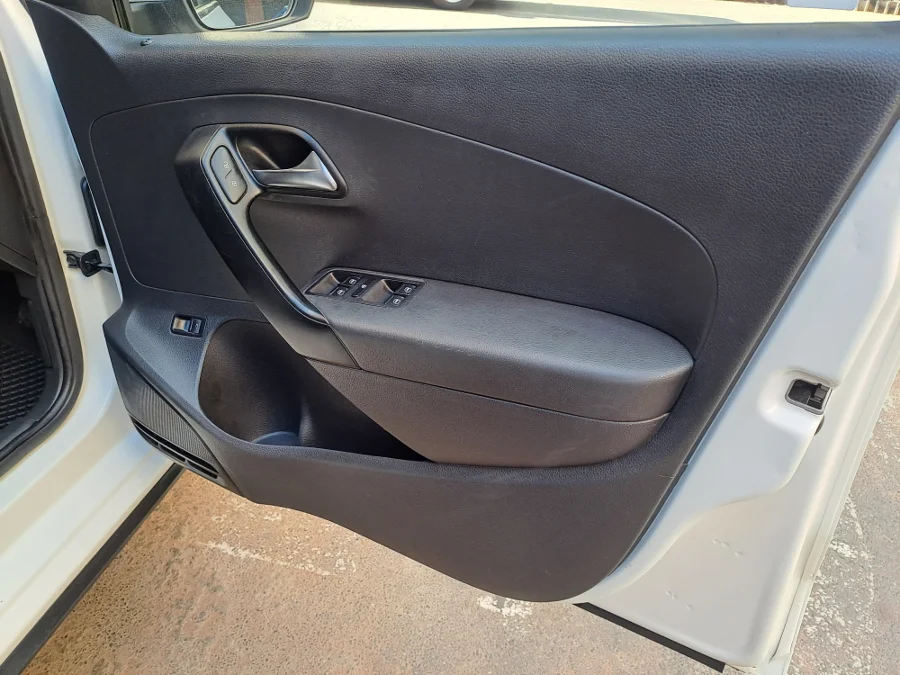 Used 2021 Volkswagen Polo sedan 1.4 Comfortline - Freeman Cars