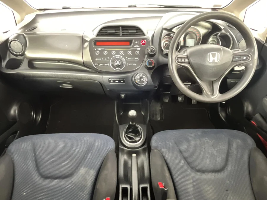 Used 2013 Honda Jazz 1.3 Comfort - WeBuyCars Polokwane Used 2013 Honda Jazz 1.3 Comfort - WeBuyCars Polokwane