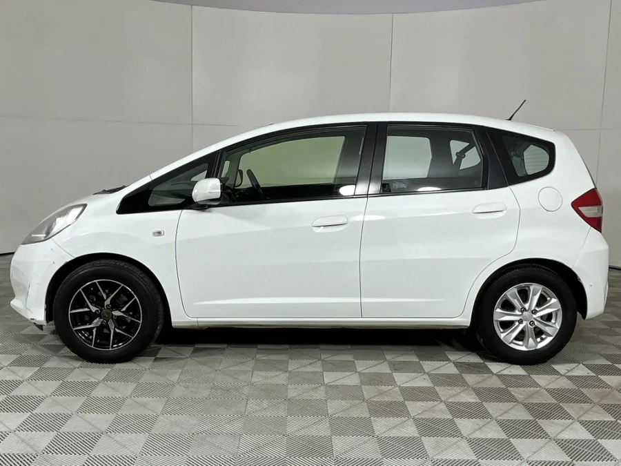 Used 2013 Honda Jazz 1.3 Comfort - WeBuyCars Polokwane Used 2013 Honda Jazz 1.3 Comfort - WeBuyCars Polokwane