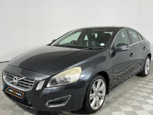 Used 2013 Volvo S60 T3 Elite auto