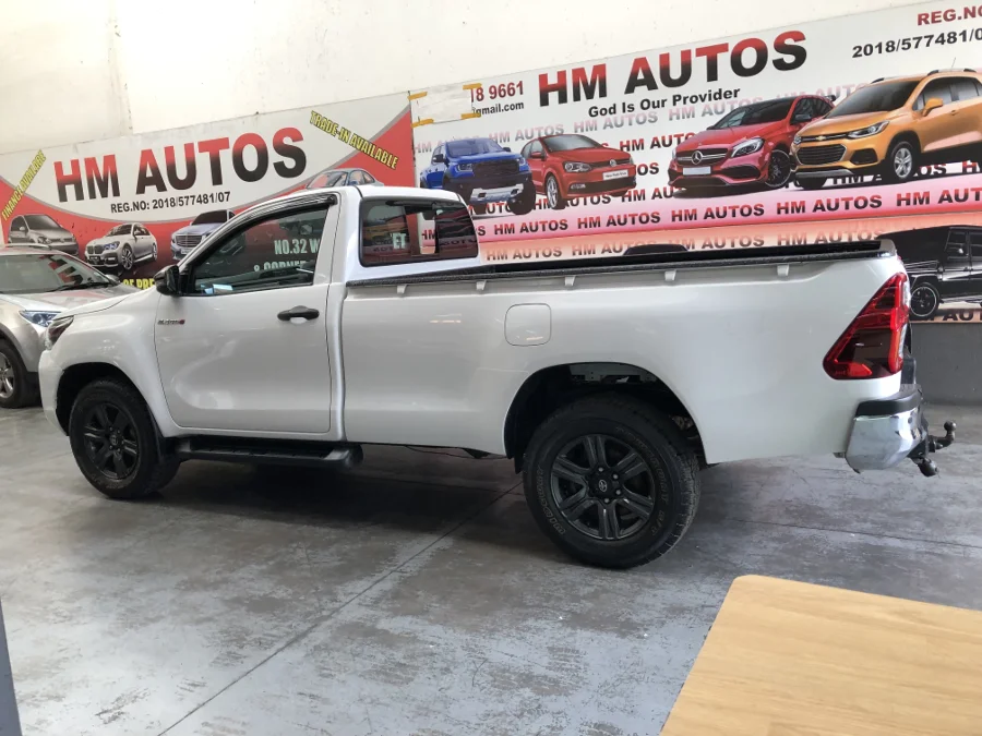 Used 2023 Toyota Hilux 2.4GD-6 SRX - Humble Autos