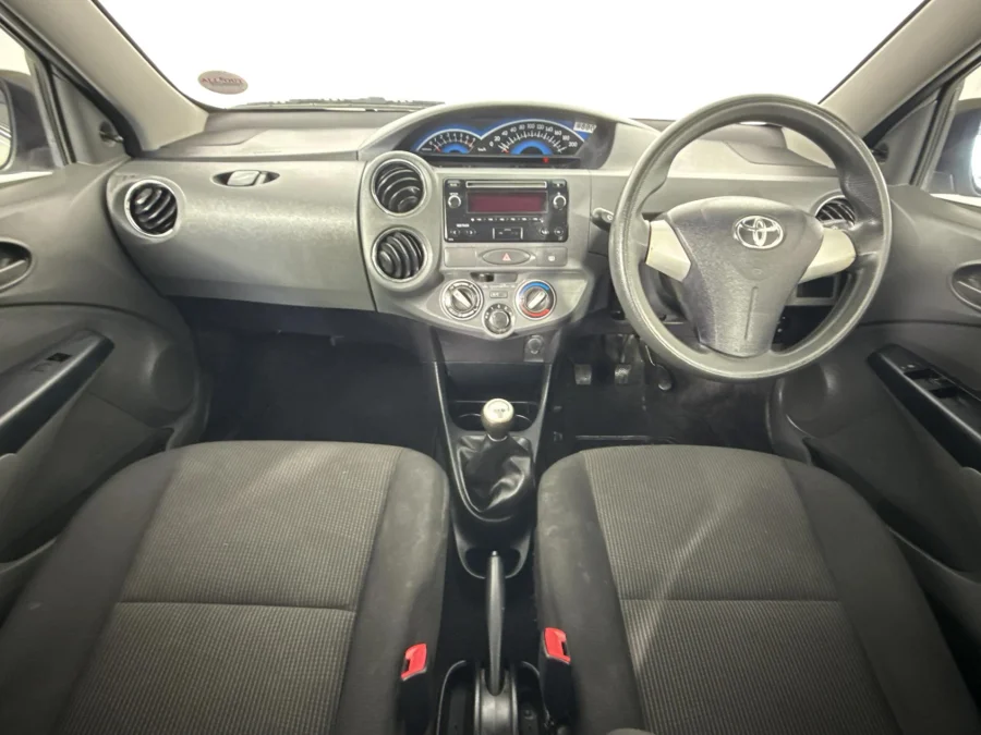 Used 2016 Toyota Etios hatch 1.5 Sprint - WeBuyCars Vereeniging