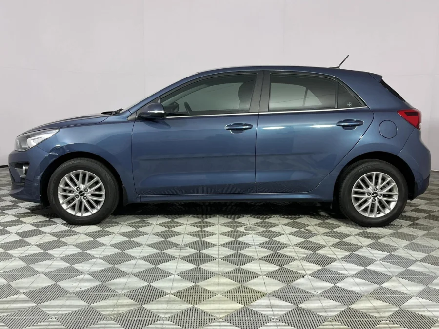 Used 2022 Kia Rio hatch 1.4 LX auto - WeBuyCars Epping Used 2022 Kia Rio hatch 1.4 LX auto - WeBuyCars Epping