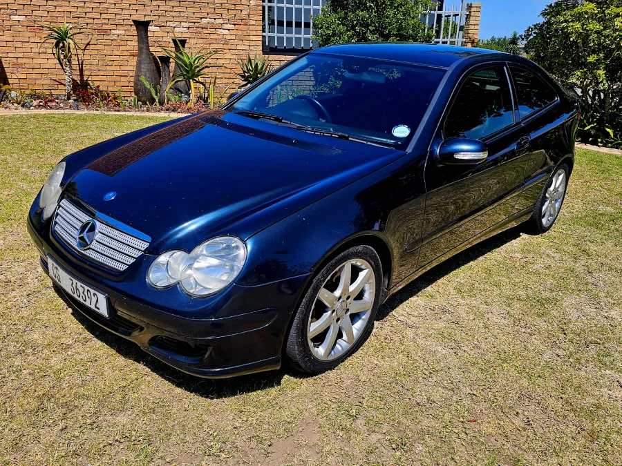 Used 2007 Mercedes-Benz C-Class C230 V6 Sports Coupé Evolution - Private Seller