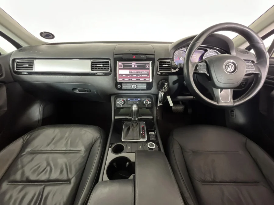 Used 2011 Volkswagen Touareg V6 TDI - WeBuyCars The Dome