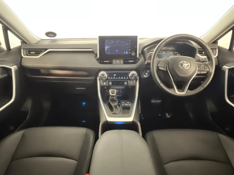 Used 2023 Toyota RAV4 2.0 VX - WeBuyCars Richmond