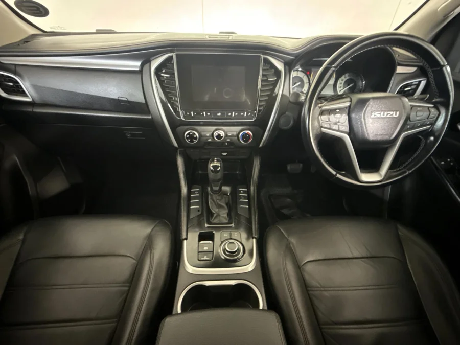 Used 2022 Isuzu mu-X 3.0TD LS 4x4 - WeBuyCars Silverlakes