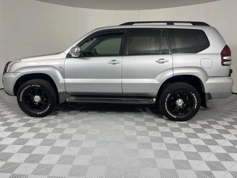 Used 2005 Toyota Land Cruiser Prado 4.0 VX - WeBuyCars The Dome