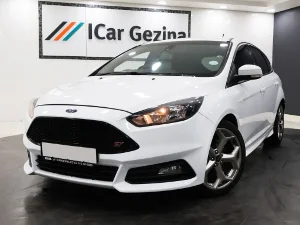 Used 2018 Ford Focus ST 1