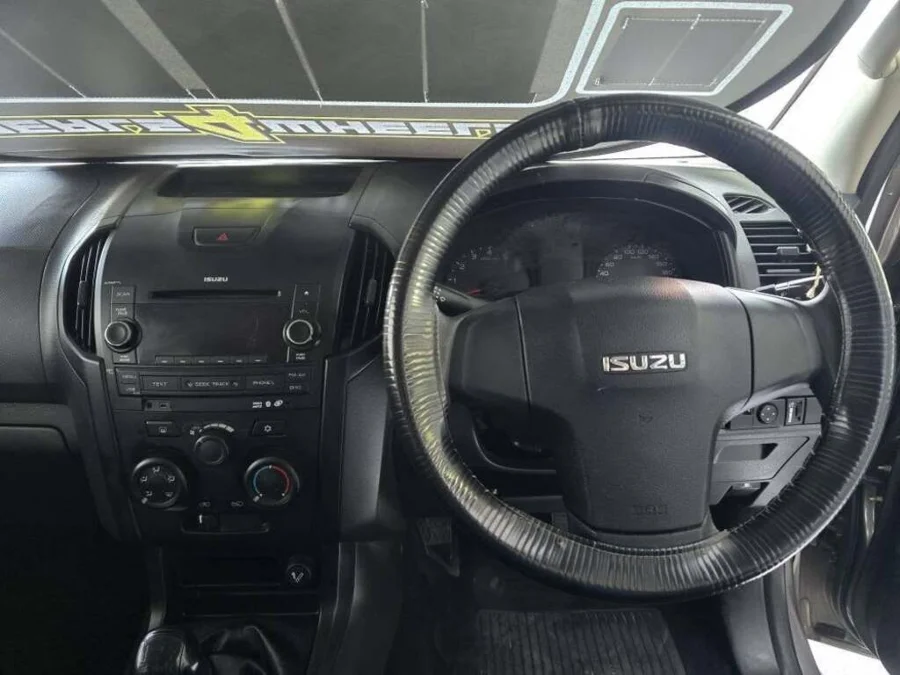 Used 2013 Isuzu KB 250D-Teq double cab LE - Deals 4 Wheels