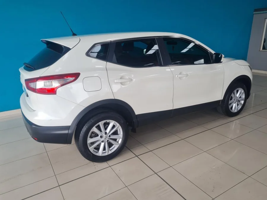 Used 2015 Nissan Qashqai 1.2T Visia - I-Car Lifestyle Motors Used 2015 Nissan Qashqai 1.2T Visia - I-Car Lifestyle Motors