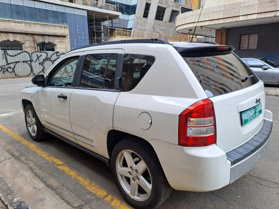 Used 2009 Jeep Compass 2.4L Limited - Freeman Cars