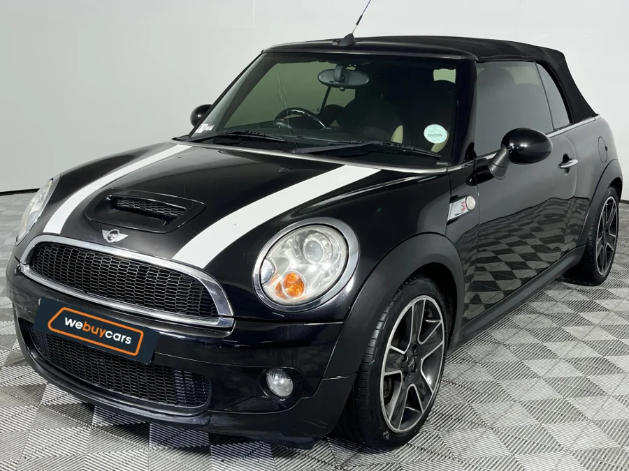 Used 2010 MINI Convertible Cooper S Convertible steptronic - WeBuyCars The Dome
