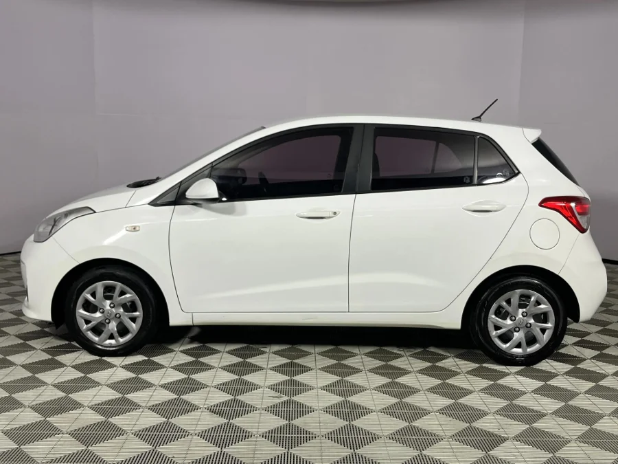 Used 2021 Hyundai Grand i10 1.0 Motion - WeBuyCars JHB South