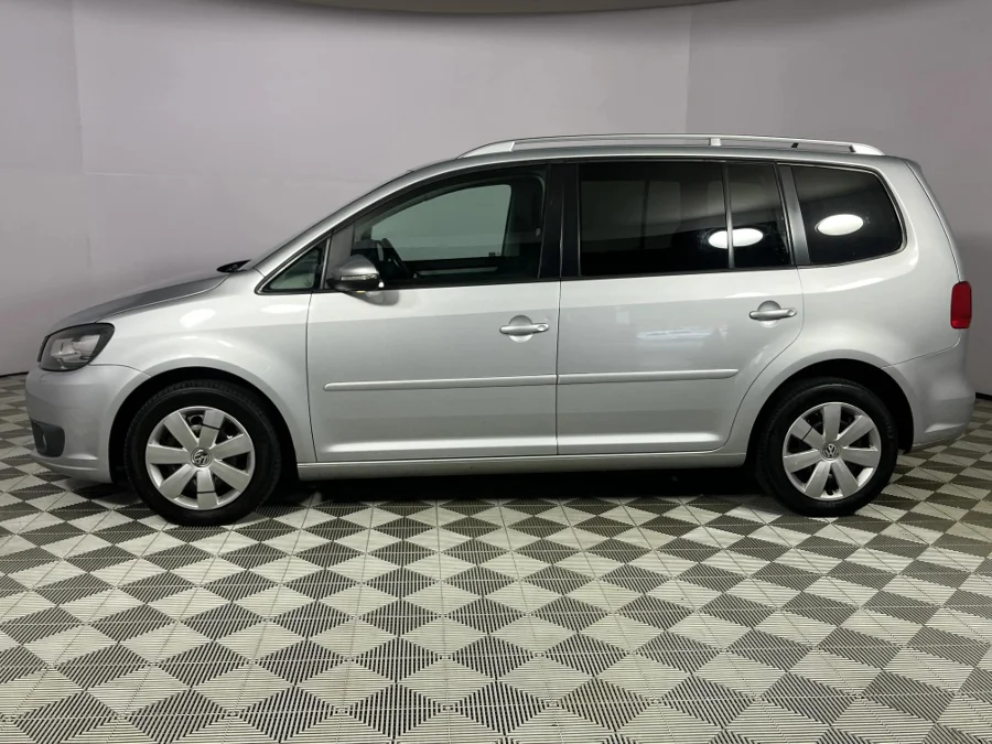 Used 2017 Volkswagen Touran Touran 1.6TDI Comfortline - WeBuyCars Durban