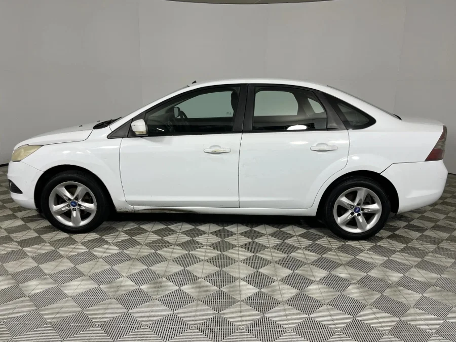 Used 2012 Ford Focus 2.0 sedan Trend - WeBuyCars Richmond