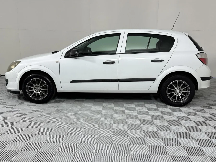 Used 2005 Opel Astra 1.6 Essentia - WeBuyCars Vereeniging