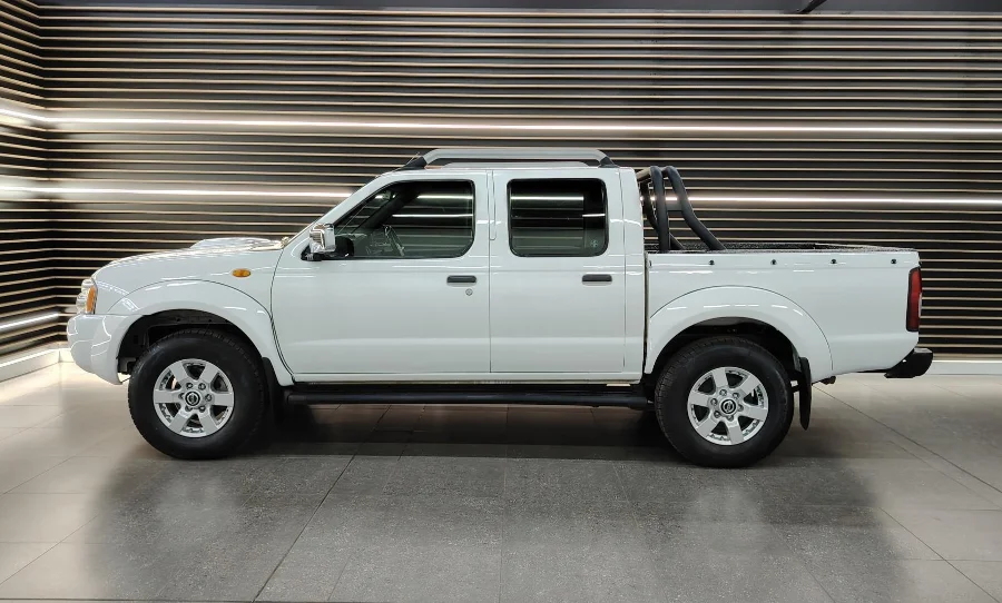 Used 2021 Nissan NP300 Hardbody 2.5TDi double cab Hi-rider - BOTHA AND DEYSEL EXECUTIVE MOTORS Used 2021 Nissan NP300 Hardbody 2.5TDi double cab Hi-rider - BOTHA AND DEYSEL EXECUTIVE MOTORS