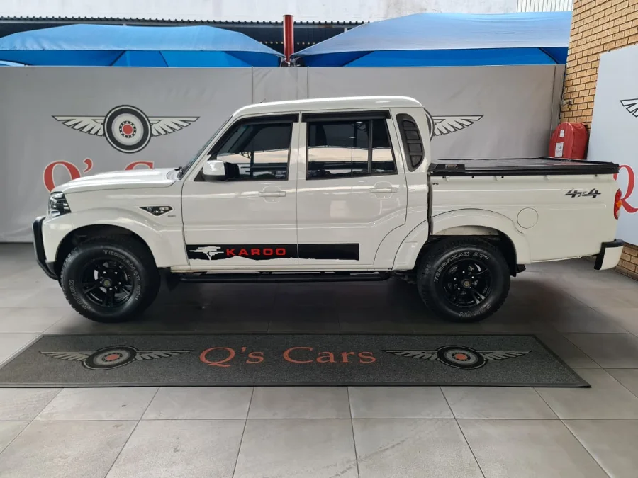 Used 2022 Mahindra Pik Up 2.2CRDe double cab 4x4 S6 manual - Qs Cars