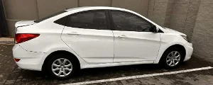 Used 2014 Hyundai Accent sedan 1.6 Fluid Used 2014 Hyundai Accent sedan 1.6 Fluid