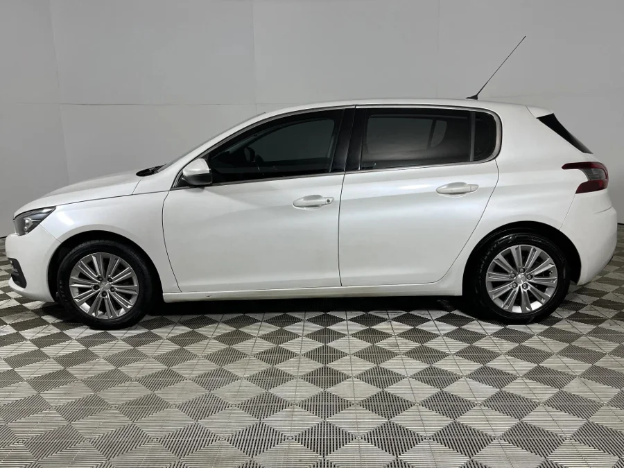 Used 2019 Peugeot 308 1.2T Allure - WeBuyCars Germiston