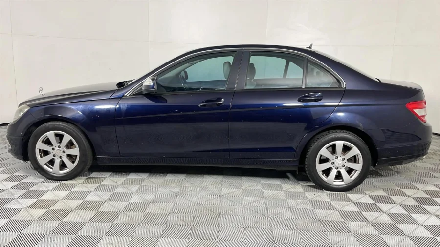Used 2009 Mercedes-Benz C-Class C200 Kompressor Classic Touchshift - WeBuyCars Riverhorse Used 2009 Mercedes-Benz C-Class C200 Kompressor Classic Touchshift - WeBuyCars Riverhorse