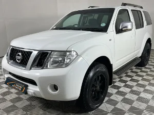 Used 2013 Nissan Pathfinder 2.5dCi SE auto