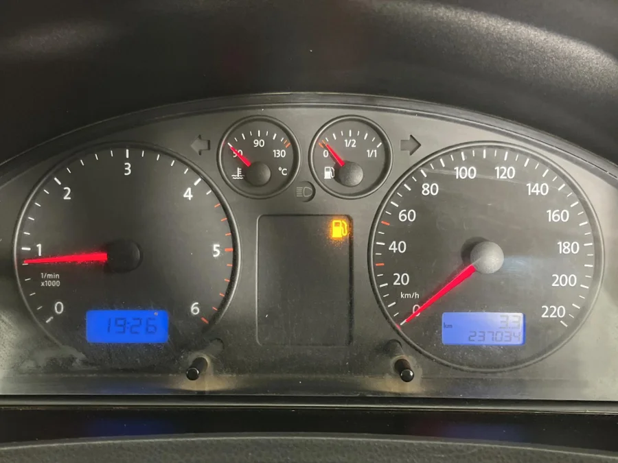 Used 2009 Volkswagen Transporter 1.9TDI panel van LWB - WeBuyCars Gqeberha