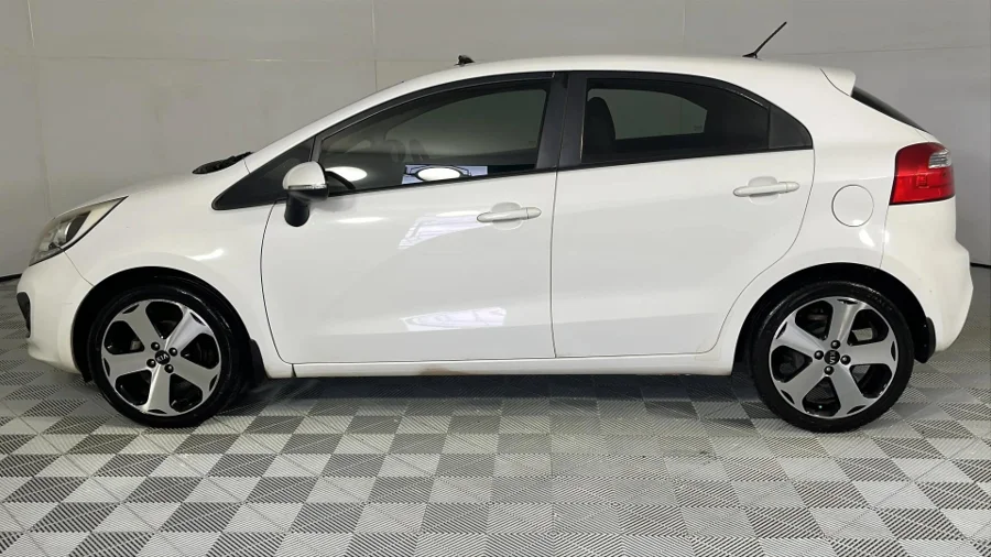 Used 2013 Kia Rio hatch 1.4 Tec - WeBuyCars Silverlakes Used 2013 Kia Rio hatch 1.4 Tec - WeBuyCars Silverlakes