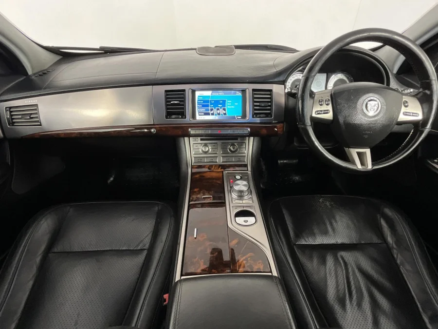 Used 2011 Jaguar XF 3.0D S Premium Luxury - WeBuyCars George