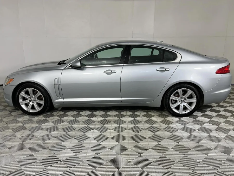 Used 2011 Jaguar XF 3.0D S Premium Luxury - WeBuyCars George
