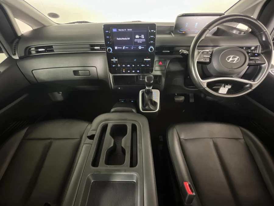 Used 2022 Hyundai Staria 2.2D Executive 9-seater - WeBuyCars Riverhorse Used 2022 Hyundai Staria 2.2D Executive 9-seater - WeBuyCars Riverhorse