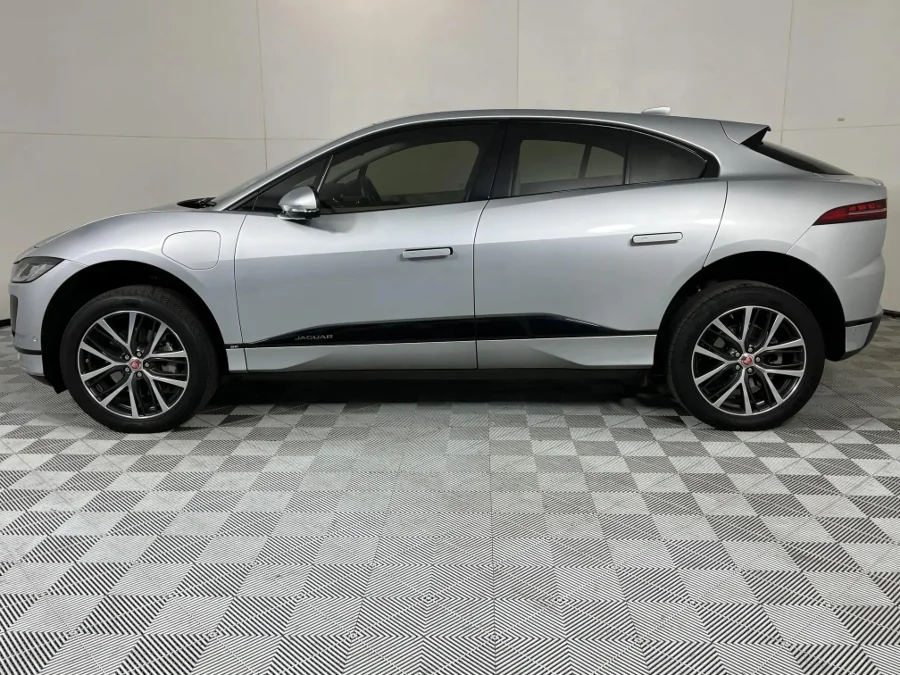 Used 2019 Jaguar I-Pace EV400 AWD SE - WeBuyCars Midstream