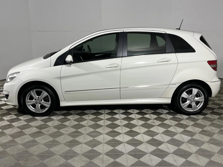 Used 2011 Mercedes-Benz B-Class B200CDI Sports auto - WeBuyCars Germiston