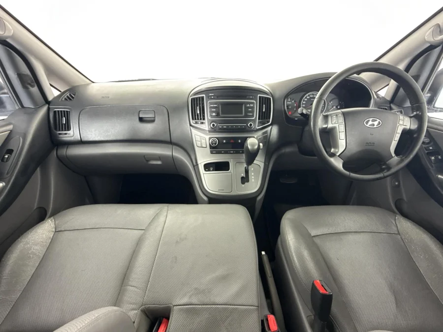 Used 2016 Hyundai H-1 2.5VGTi bus Elite 9-seater - WeBuyCars Vereeniging Used 2016 Hyundai H-1 2.5VGTi bus Elite 9-seater - WeBuyCars Vereeniging