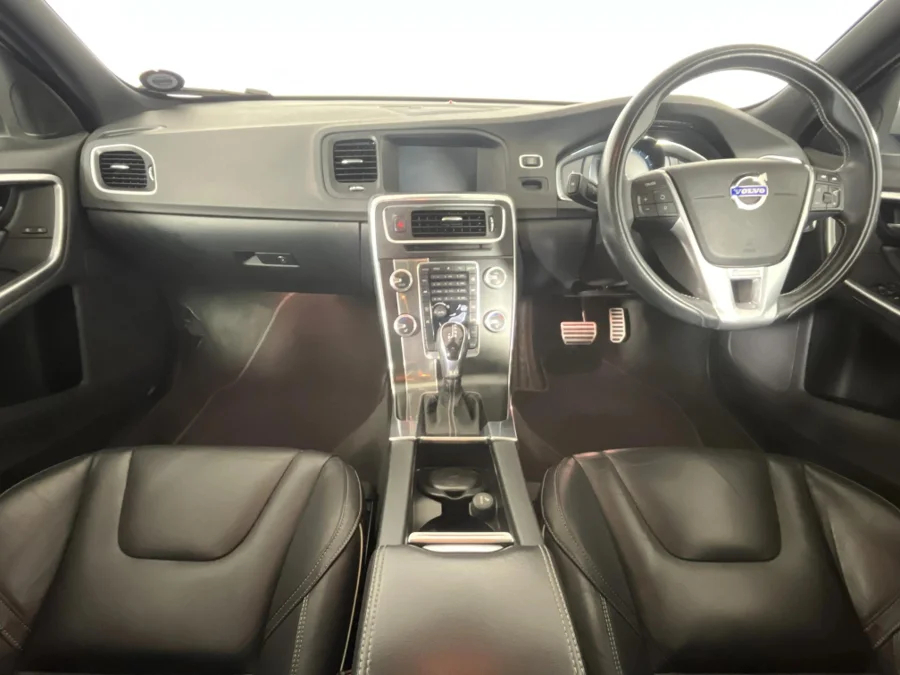 Used 2015 Volvo S60 D4 R-Design - WeBuyCars Richmond