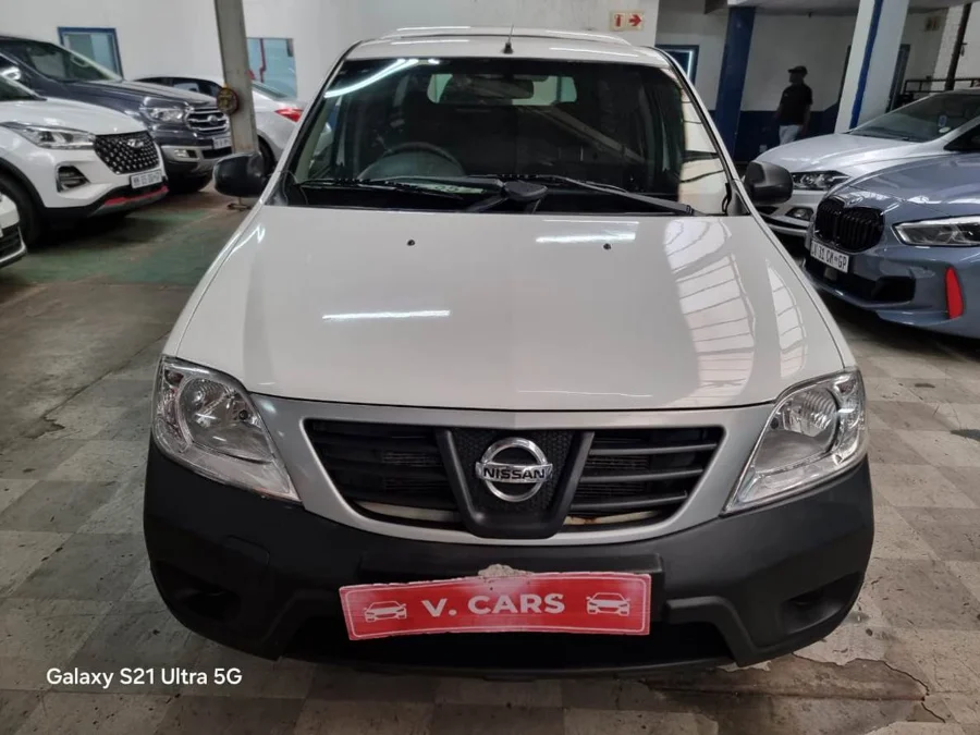 Used 2015 Nissan NP200 1.6i (aircon) - V Cars