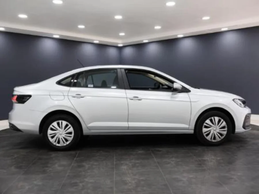 Used 2024 Volkswagen Polo sedan 1.6 Life manual - ICar Gezina