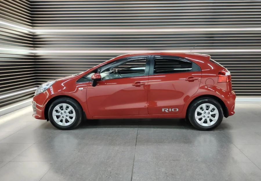 Used 2016 Kia Rio hatch 1.2 - BOTHA AND DEYSEL EXECUTIVE MOTORS Used 2016 Kia Rio hatch 1.2 - BOTHA AND DEYSEL EXECUTIVE MOTORS