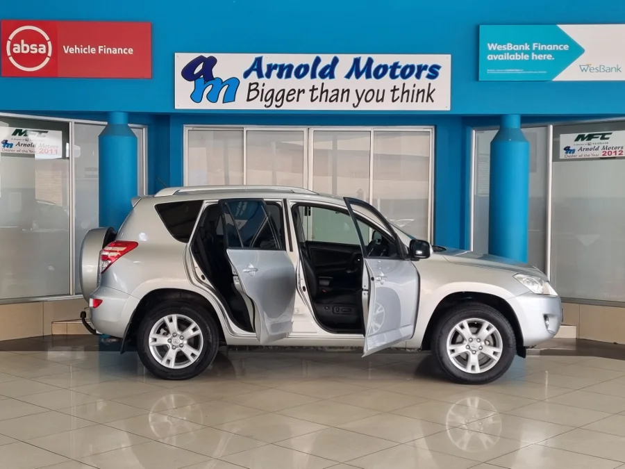 Used 2010 Toyota RAV4 2.0 VX auto - Arnold Motors CC