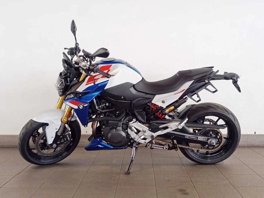 Used 2025 BMW F900 R - BMW Motorrad West Rand