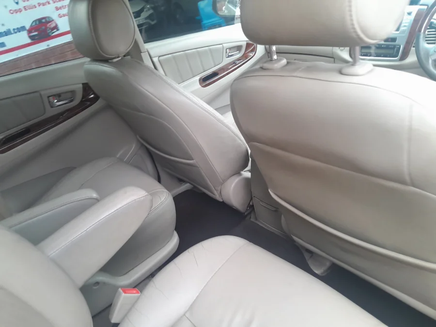 Used 2012 Toyota Innova 2.7 7-seater - OJB Auto Innovation