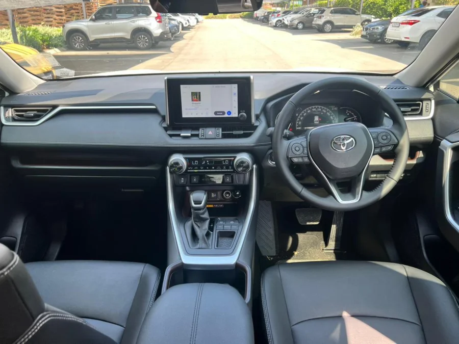 Used 2025 Toyota RAV4 2.0 VX auto - Khensani Imports And Exports